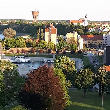 Apartman Panorama Vukovar Exterior foto